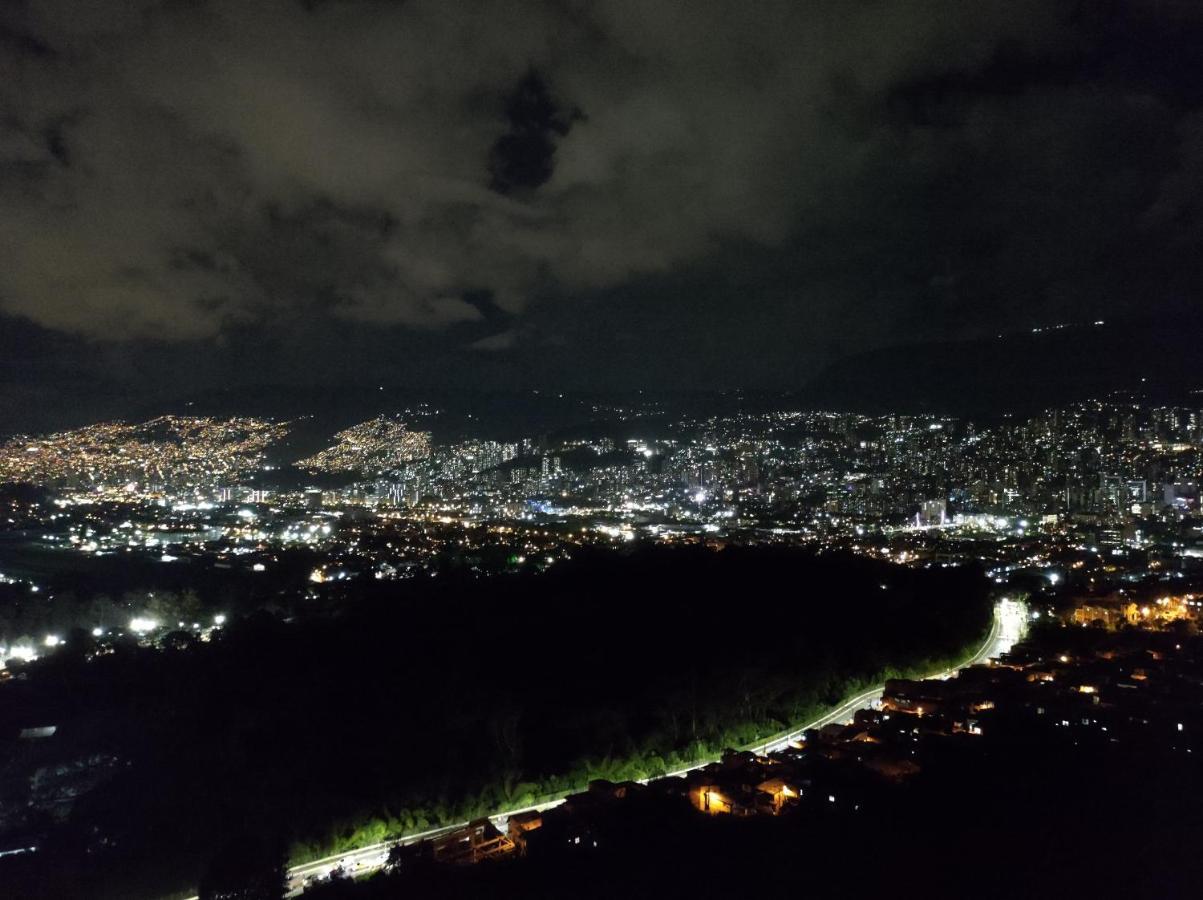 Hermoso Apartamento Con Vista A Todo Medellin Exterior photo